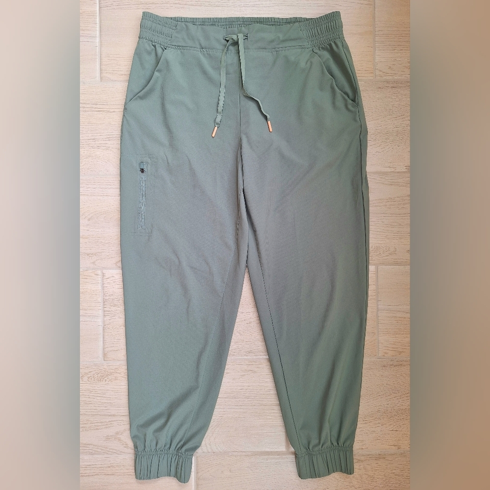Eddie Bauer Women's Green Lightweight Pull On Joggers With Pockets - Size XL
